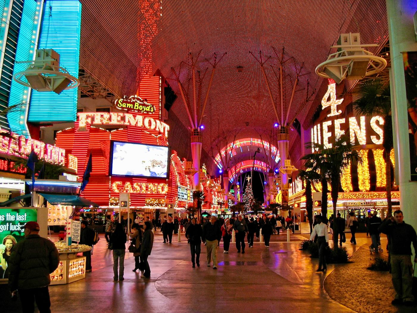 Mall with video roof in the distance